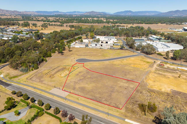 21 Summit Court Thurgoona NSW 2640 21 Summit Court Thurgoona NSW 2640