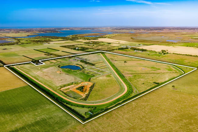 1272-1300 Barwon Heads Road Connewarre VIC 3227 1272-1300 Barwon Heads Road Connewarre VIC 3227