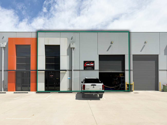 9 Biara Court Cranbourne West VIC 3977