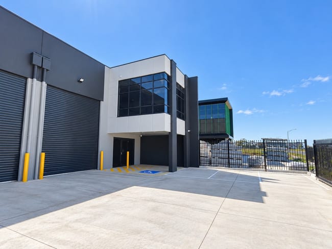 Unit 2/35 Craftsman Drive Diggers Rest VIC 3427
