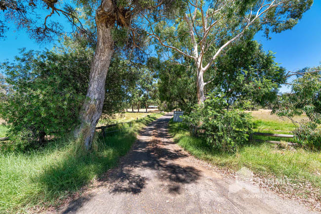 158 Harris Road Picton East WA 6229 158 Harris Road Picton East WA 6229