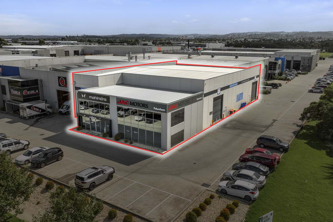 Unit 1/2 Southeast Boulevard Pakenham VIC 3810