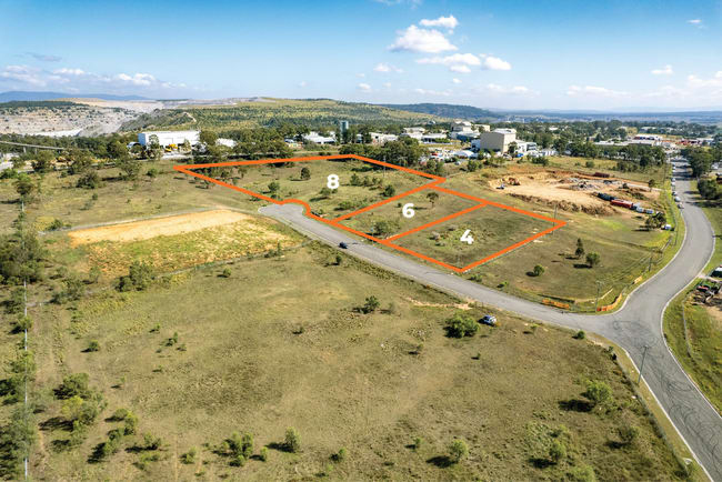 4, 6, & 8 O'Hara Place Mount Thorley NSW 2330 4, 6, & 8 O'Hara Place Mount Thorley NSW 2330
