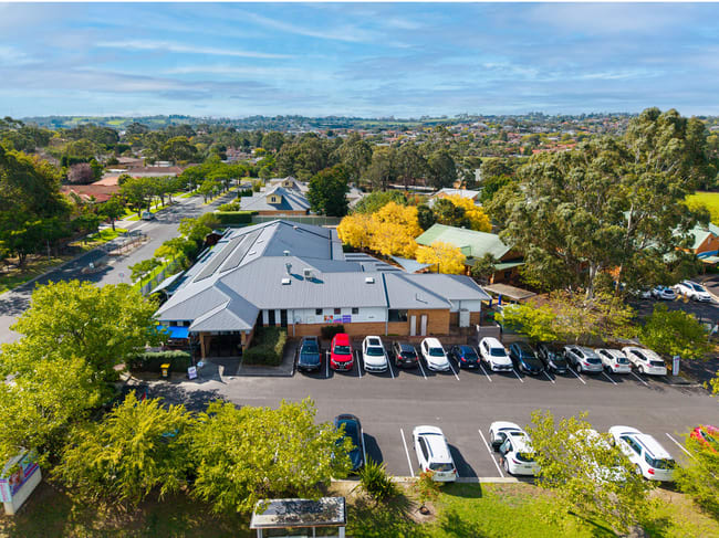 38 Parkhill Drive Berwick VIC 3806 38 Parkhill Drive Berwick VIC 3806