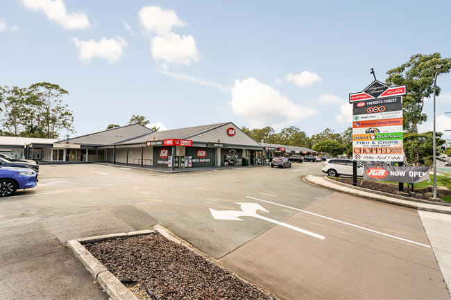 65 Frenchs Road Petrie QLD 4502 65 Frenchs Road Petrie QLD 4502