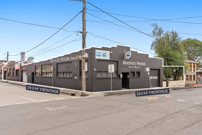 5-7 Davies Street Moonee Ponds VIC 3039 5-7 Davies Street Moonee Ponds VIC 3039