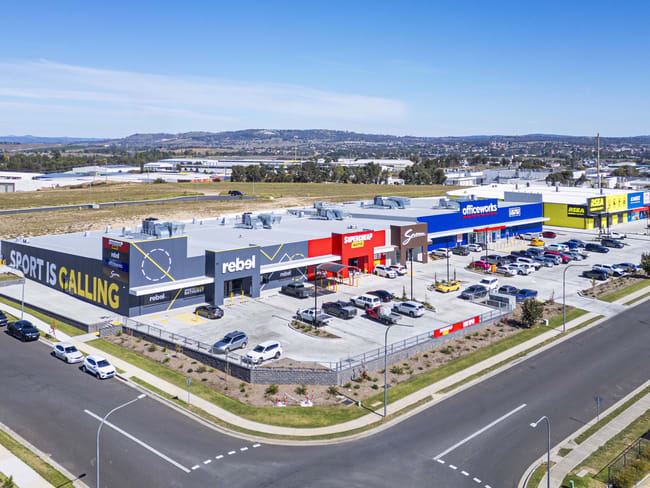 Bathurst Gateway LFR Centre 17 - 21 Ingersole Drive Kelso NSW 2795 Bathurst Gateway LFR Centre 17 - 21 Ingersole Drive Kelso NSW 2795