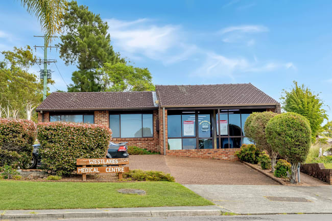 20 Fishing Point Road Rathmines NSW 2283 20 Fishing Point Road Rathmines NSW 2283