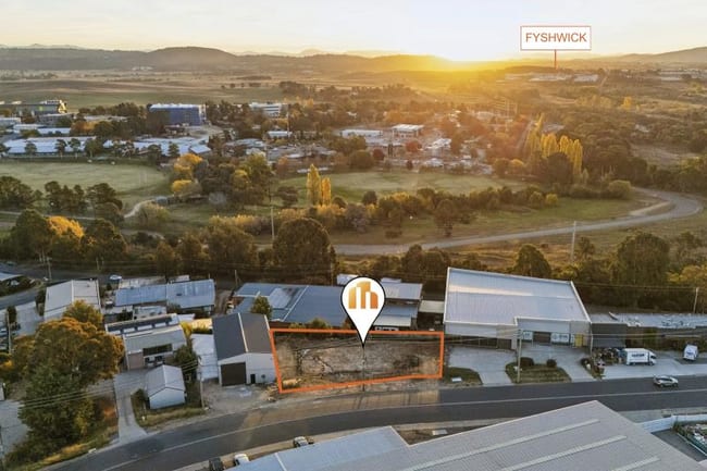 201 - 203 Gilmore Road Queanbeyan NSW 2620 201 - 203 Gilmore Road Queanbeyan NSW 2620
