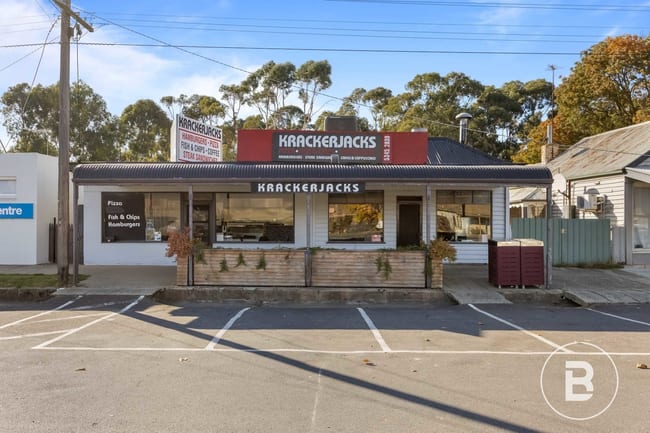 18 Albert Street Creswick VIC 3363