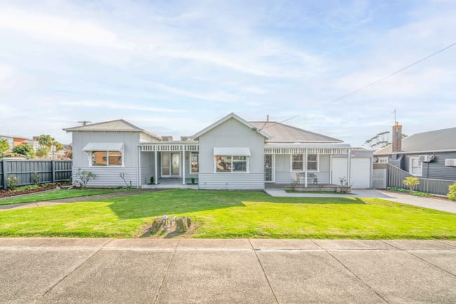 10-12 Fern Street Portland VIC 3305 10-12 Fern Street Portland VIC 3305