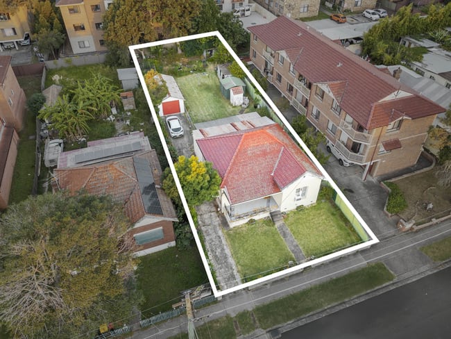 23 Gibbons Street Auburn NSW 2144 23 Gibbons Street Auburn NSW 2144