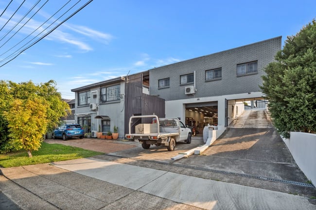 9-11 Sheffield Street Kingsgrove NSW 2208 9-11 Sheffield Street Kingsgrove NSW 2208