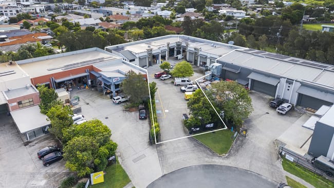 16 Hawker Street Currumbin Waters QLD 4223 16 Hawker Street Currumbin Waters QLD 4223