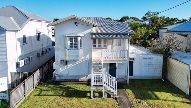 16 Scott Street Parramatta Park QLD 4870 16 Scott Street Parramatta Park QLD 4870