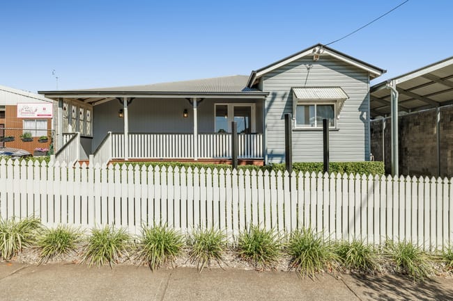 124 Jellicoe Street North Toowoomba QLD 4350
