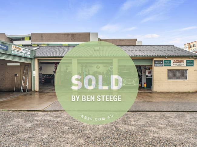 9 & 11 Penprase Lane Miranda NSW 2228 9 & 11 Penprase Lane Miranda NSW 2228