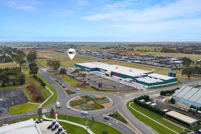 Swanlake Commercial Park Sale VIC 3850