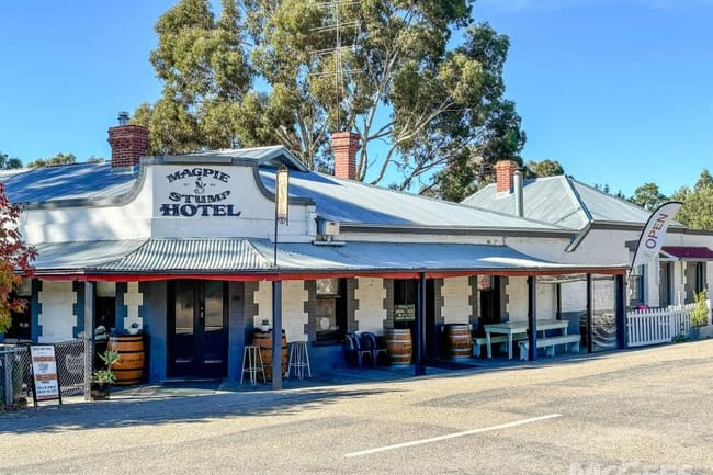 49 Wakefield Street Mintaro SA 5415 49 Wakefield Street Mintaro SA 5415