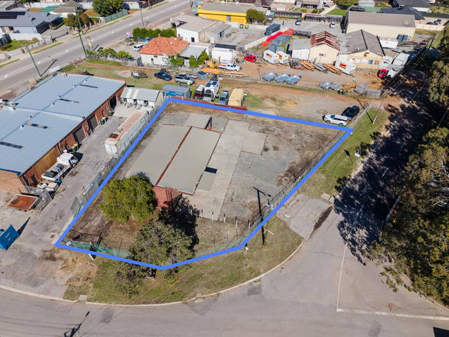 30 Leslie Road Middle Swan WA 6056 30 Leslie Road Middle Swan WA 6056