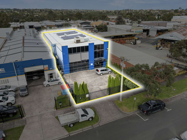 22 McIntyre Street Burwood VIC 3125