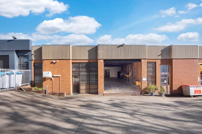 2/1 Marshall Road Kirrawee NSW 2232 2/1 Marshall Road Kirrawee NSW 2232