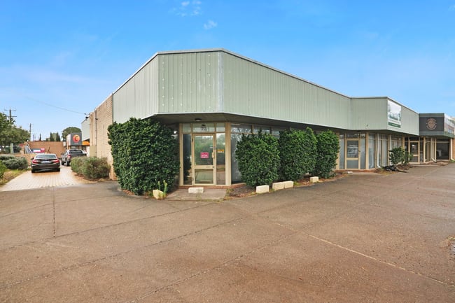 5 & 6/70-72 Clavering Road Bayswater WA 6053