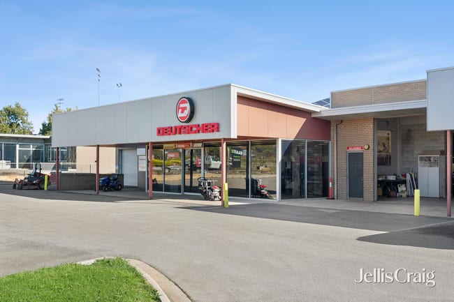 731-733 Creswick Road Wendouree VIC 3355 731-733 Creswick Road Wendouree VIC 3355