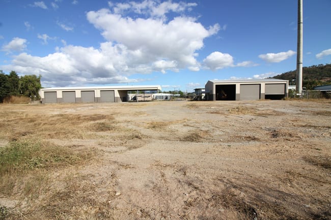 445 Bayswater Road Garbutt QLD 4814 445 Bayswater Road Garbutt QLD 4814