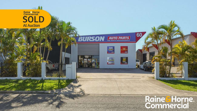 60 Redcliffe Gardens Drive Clontarf QLD 4019 60 Redcliffe Gardens Drive Clontarf QLD 4019