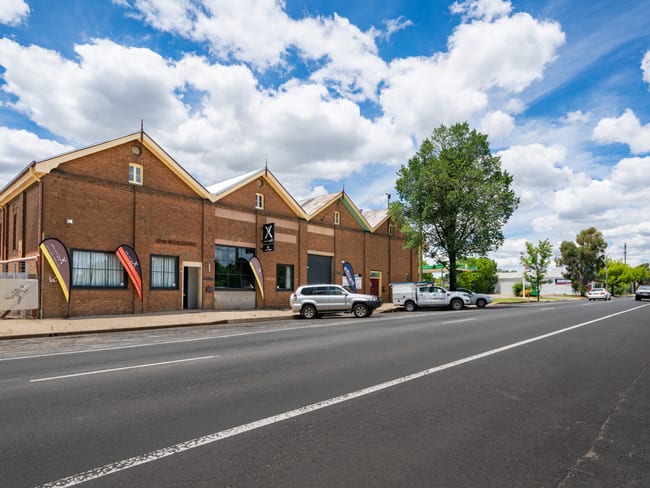 86-88 Peisley Street Orange NSW 2800 86-88 Peisley Street Orange NSW 2800