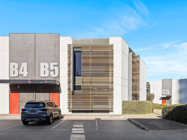 B5/8 Rogers Street Port Melbourne VIC 3207 B5/8 Rogers Street Port Melbourne VIC 3207
