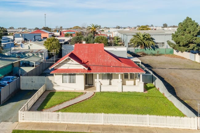 24 Old Dookie Road Shepparton VIC 3630 24 Old Dookie Road Shepparton VIC 3630