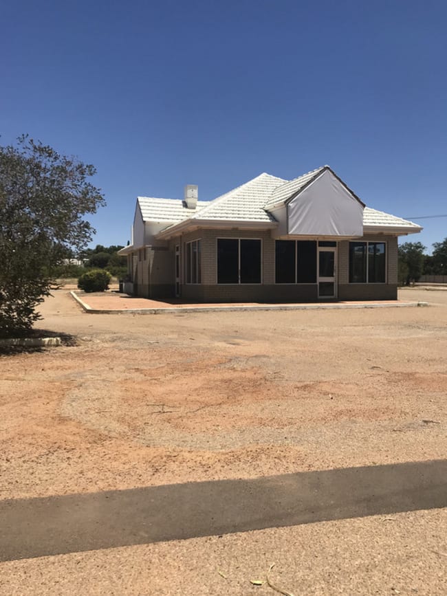 1 Woolgar Avenue Merredin WA 6415