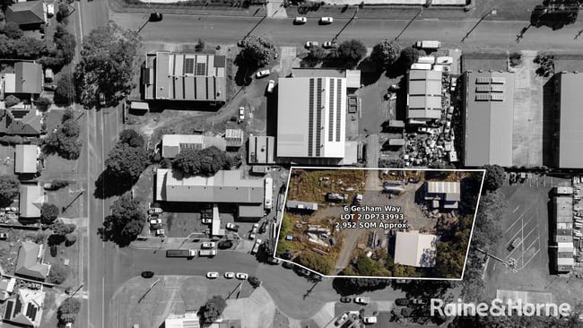 6 Gesham Way Bomaderry NSW 2541