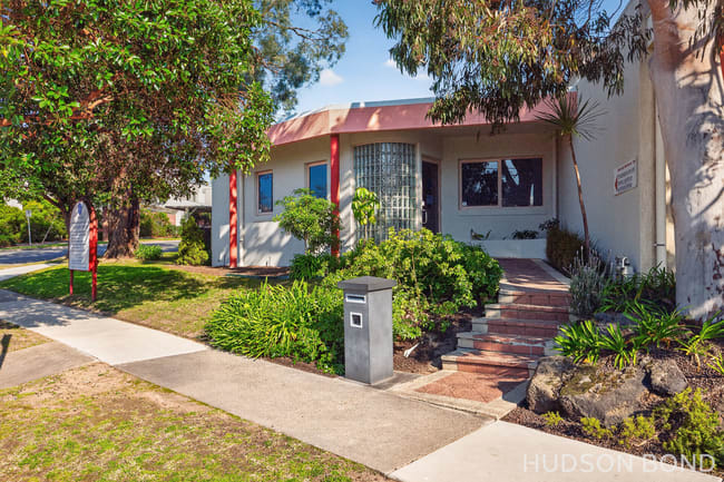 2/314 Manningham Road Doncaster VIC 3108 2/314 Manningham Road Doncaster VIC 3108