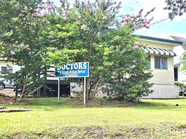 27 Russell Terrace Macleay Island QLD 4184 27 Russell Terrace Macleay Island QLD 4184