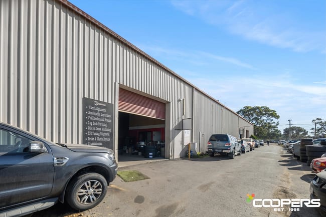Factory 2/21 Melton Valley Drive Melton VIC 3337