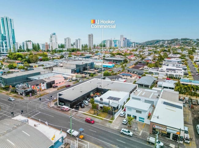 20 & 22 Christine Avenue Miami QLD 4220 20 & 22 Christine Avenue Miami QLD 4220