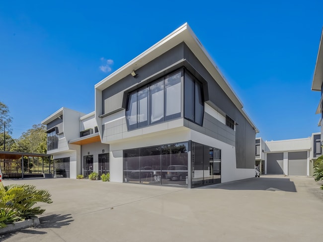 4/28/Dunhill Crescent Morningside QLD 4170