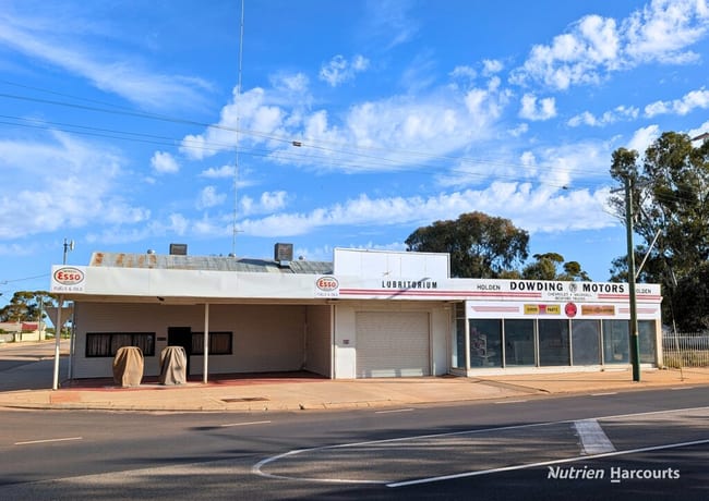 126 Massingham Street Kellerberrin WA 6410 126 Massingham Street Kellerberrin WA 6410