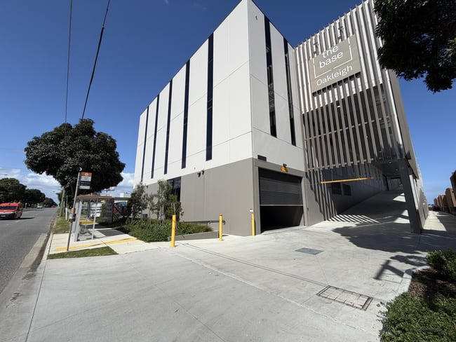 19/1076 Centre Road Oakleigh South VIC 3167 19/1076 Centre Road Oakleigh South VIC 3167