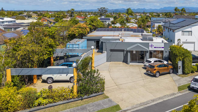 174 Ashmore Road Benowa QLD 4217 174 Ashmore Road Benowa QLD 4217