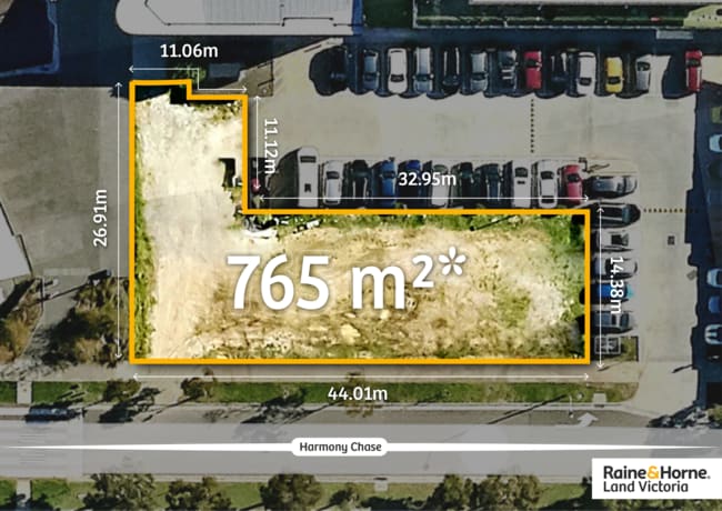 6 Harmony Chase Clyde North VIC 3978