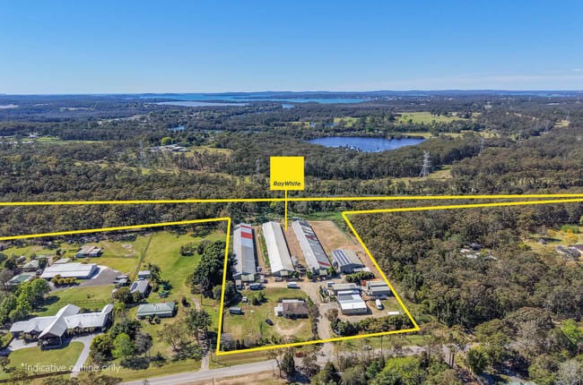 111 Currans Road Cooranbong NSW 2265 111 Currans Road Cooranbong NSW 2265