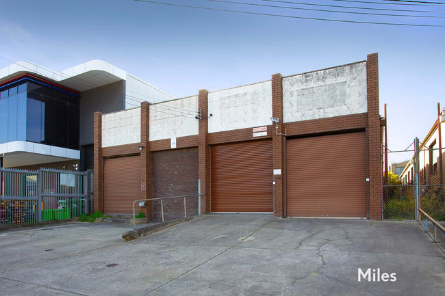 32 Korong Road Heidelberg West VIC 3081 32 Korong Road Heidelberg West VIC 3081