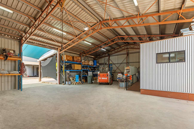 45 McDaniel Road Minyirr WA 6725 45 McDaniel Road Minyirr WA 6725