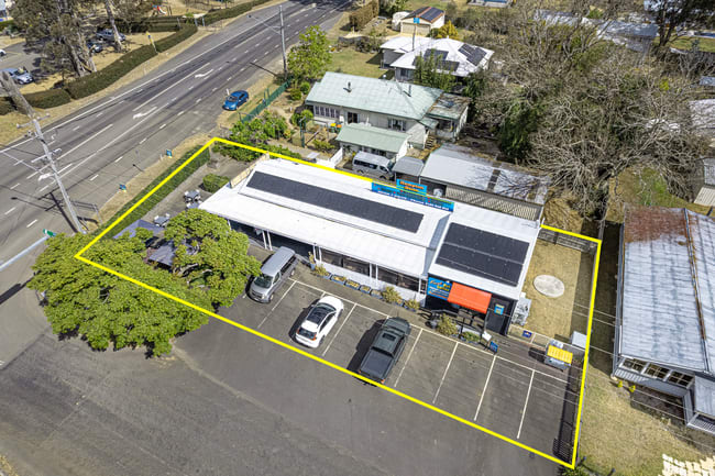 8618 New England Highway Hampton QLD 4352 8618 New England Highway Hampton QLD 4352