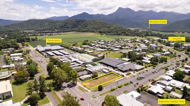 55 Front Street Mossman QLD 4873 55 Front Street Mossman QLD 4873