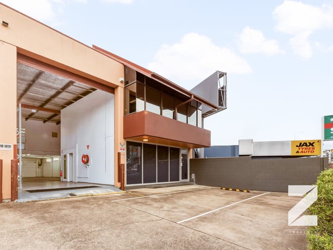 2/88 Logan Road Woolloongabba QLD 4102 2/88 Logan Road Woolloongabba QLD 4102